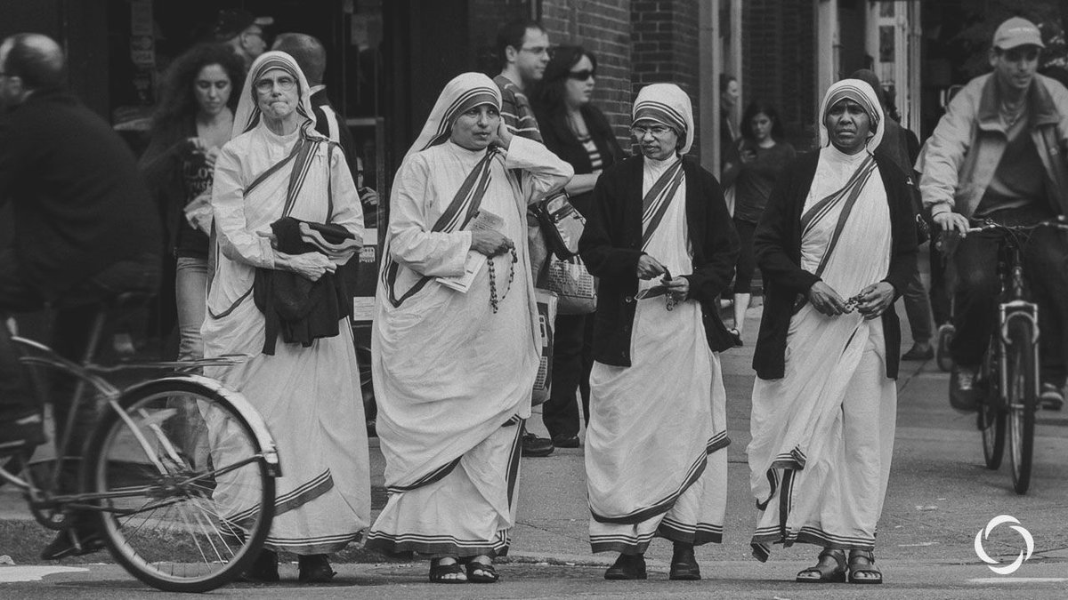 LifeTeen's tweet photo. "I have found the paradox, that if you love until it hurts, there can be no more hurt, only more love." || St. Teresa of Calcutta 

https://t.co/y5GZV6iyEt https://t.co/7EQsEQFBNM