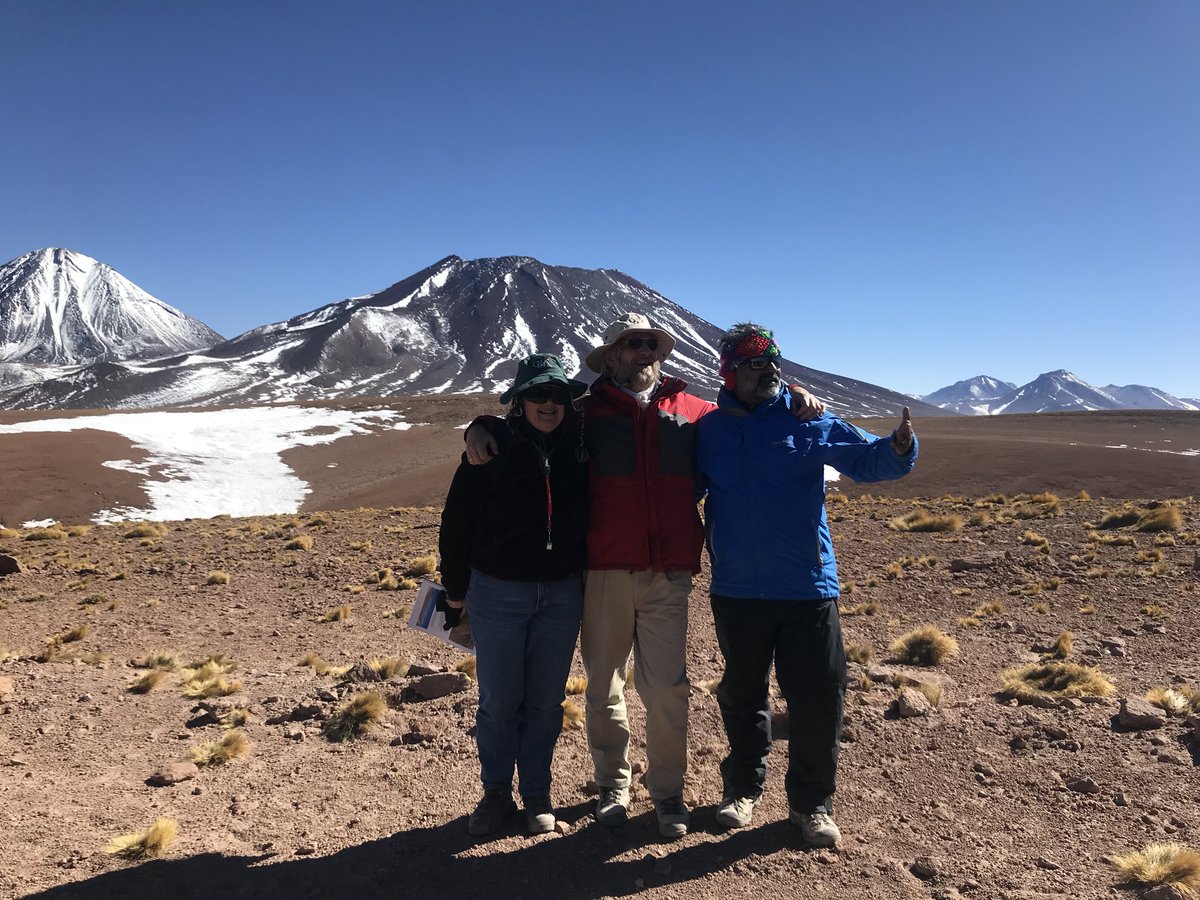 #SOTA7 Day 4: Field trip to La Pacana caldera. Leaders: @supereruption Axel Schmitt and Dale Burns, #earlycareerscientists