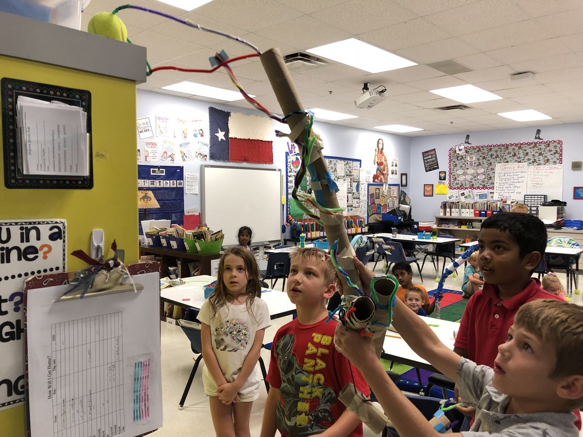 2ndHewitt's tweet photo. Testing and improving our inventions to retrieve a ball from a shelf @Donald_ES #LISDculture https://t.co/ayS4xA9EJG