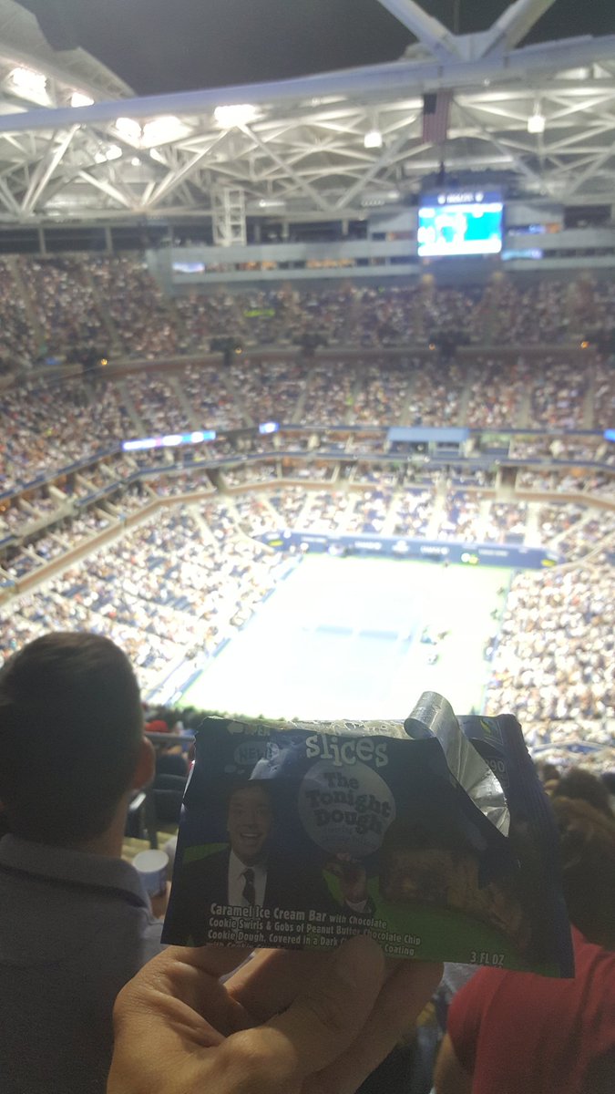 devvyn88's tweet photo. Couldn't take a before picture in this 80+ degree heat, but here's the after. @benandjerrys @filmspotting @usopen #pintslices https://t.co/QdNGAZJOlJ