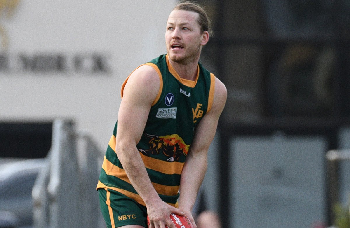 VAFA_HQ's tweet image. "The unquestioned premiership favourites all season @NorthBrunnyFC squaring up against the unlikely hopefuls who are more than capable of committing the upsets of all upsets @Parkside_FC" - More: bit.ly/2wLCRZq