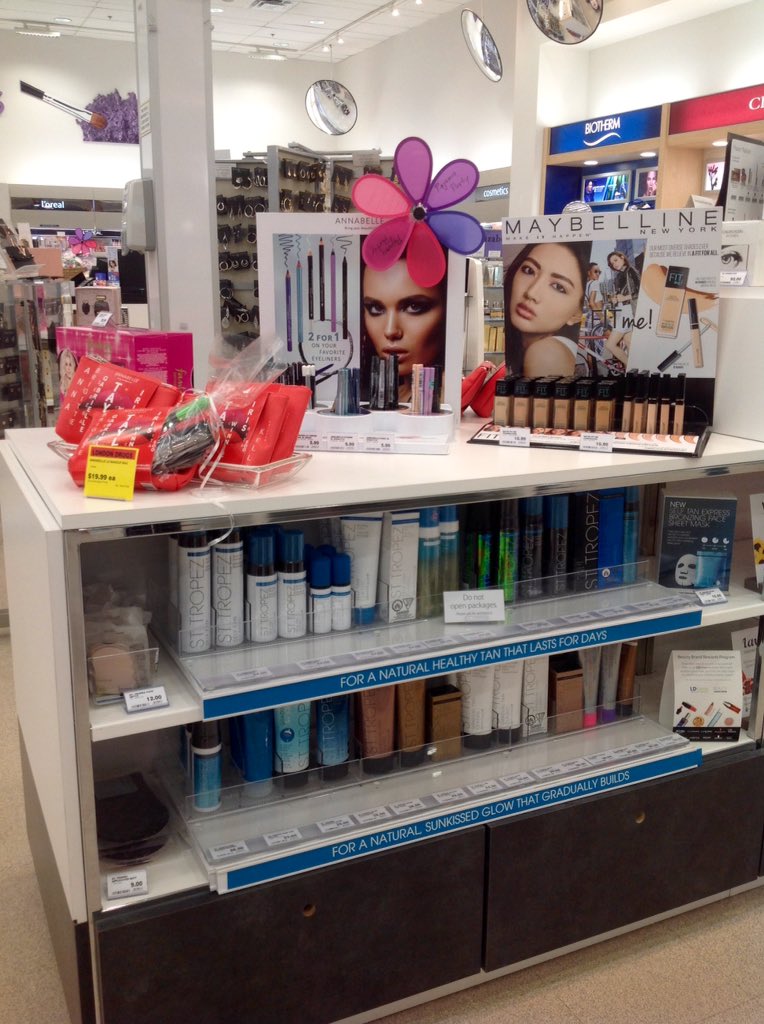 Hey Everyone! We got lots of awesome deals and samples down at Ladner London Drugs cosmetics department! Come on down and don't forget to wear your PJs; it is a party after all :)