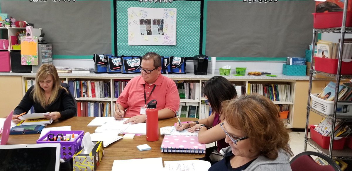 sjronquillo1's tweet photo. Coffee and muffins for our Next Step Guided Reading book study! Capistrano teachers are focused and ready to roll! #NSFGR @CapistranoES @ramsey5th @CPuga72 https://t.co/IadDACgmN1
