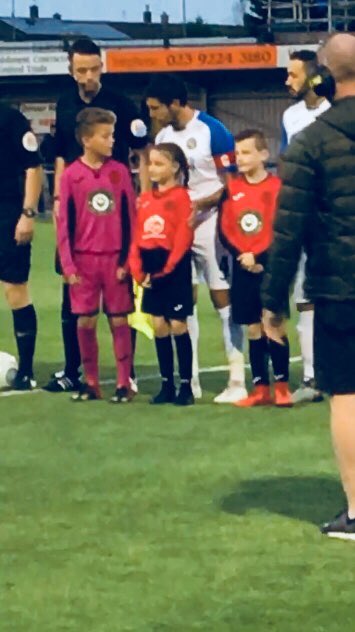 My girls absolutely ❤️ this game! #hawks <a href="/HWFCOfficial/">Havant & Waterlooville FC</a> 

Evie did an awesome job as mascot with Brian Stock @Stocky_22, thanku looking after her.

Izzie’s day was made when she hugged (sorry she jumped you) <a href="/JordanRose_/">Jordan Rose ⚜</a> because he couldn’t play due injury, thanku for the pic 😊