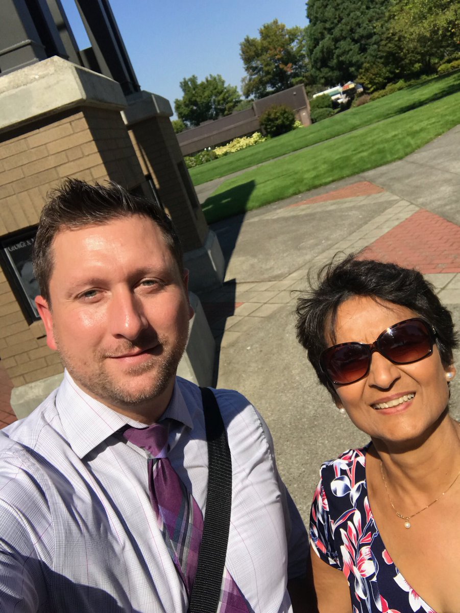 iXploreUnis's tweet photo. Laju great meeting with you today! @CCBlazers https://t.co/qr19HQ3uxt
