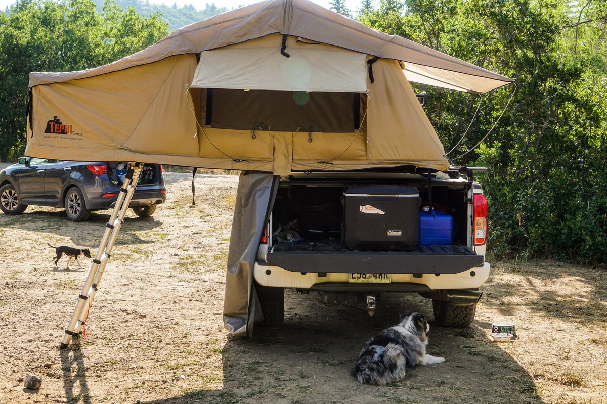 Haven’t posted in awhile, been up in the mountains. The Service isn’t great up here. #nissan #nissanfrontier #camping #overlanding #aussie #dawg #offroad #tepuitents #yakima #ktm530 #ktm