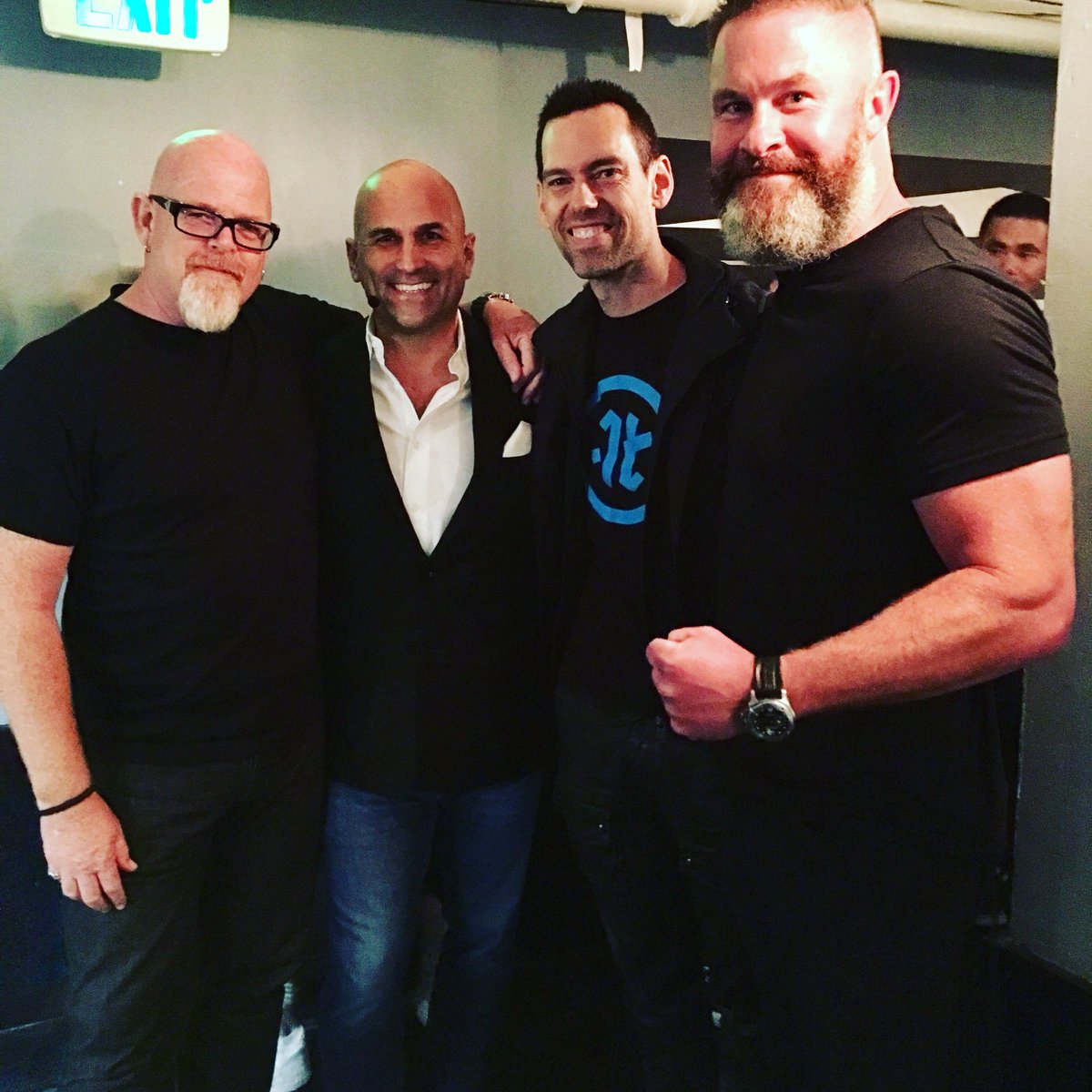 SteveDSims's tweet photo. If you are the combination of your friends what does this make me? #bluefishing #hollywood #elevatorbootcamp #greenroom https://t.co/1ztnoXMF5y