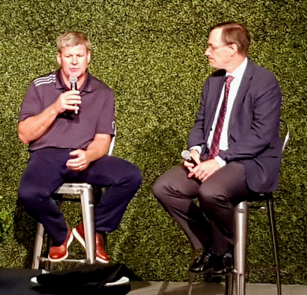 LisaLongball's tweet photo. Had an amazing lunch today for the @NHLFlames Celebrity Golf Classic! Wonderful to see so many of the #CalgaryFlames alumni supporting the event including #DanaMurzyn, @Nazereb (Perry Berezan) & #ColinPatterson! I also got to meet the new head coach #BillPeters! He's fabulous!🏒 https://t.co/ToR8b7R7UK
