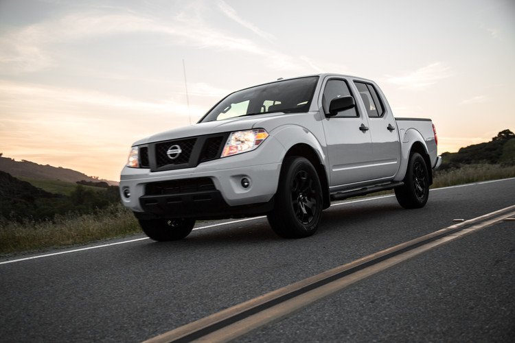 AutocomNissanWC's tweet photo. Nissan announces U.S. pricing for 2019 Frontier https://t.co/emxatDizW2 https://t.co/kbOhGd7SaJ
