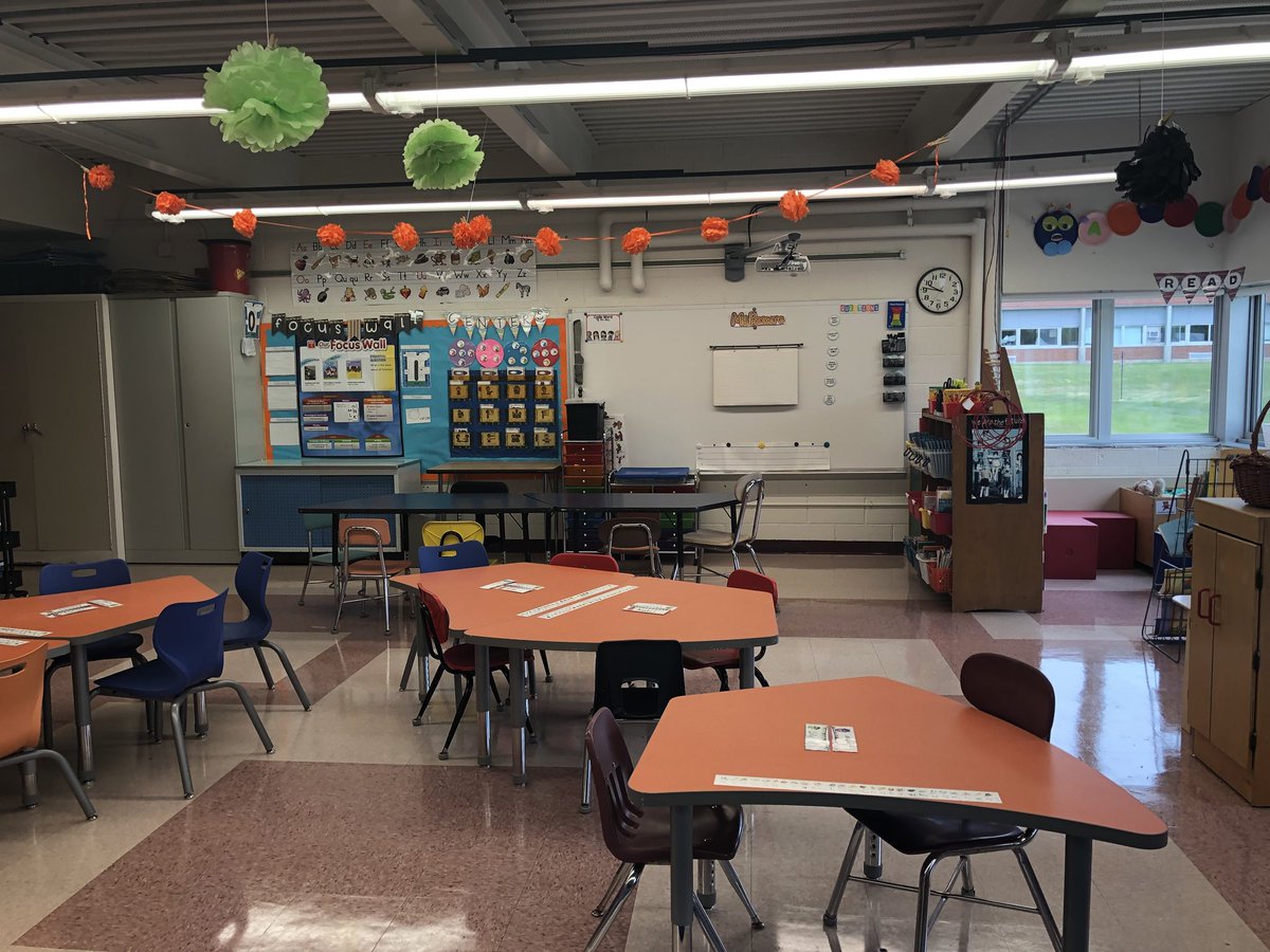 JasmineBoncore's tweet photo. I’m so excited to start my new adventure in kindergarten @BeekmantownCSD #CHESwearethebest https://t.co/k31IyFIXxD