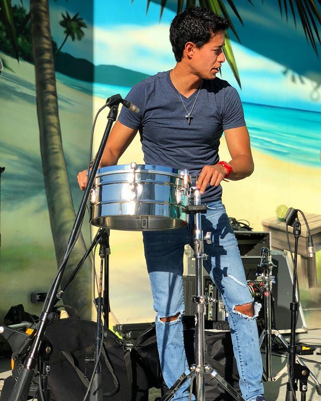 tonysuccar's tweet image. Setting up! 7pm - 9pm @mixturaband en @margaritaville_hollywood_beach #bandshell , nos vemos !! #giglife #timbalero #sabor #salsero ift.tt/2oKoX5g