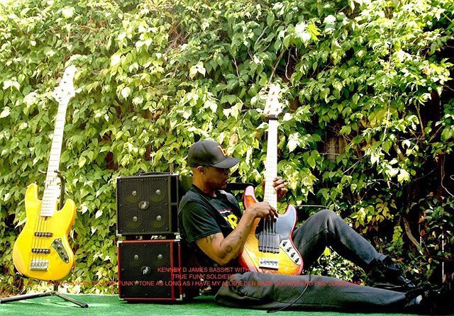 Jesseyjp's tweet photo. .
Kenny D James
PLAY WHAT YOU LOVE 
LOVE WHAT YOU PLAY
.
Phil Jones Bass
Suitcase Compact &amp; C4
.
#pjb #philhonesbass #suitcasecompact #c4 #jes #jesinternational https://t.co/ensTCFEO5b https://t.co/mivD6dRmX7
