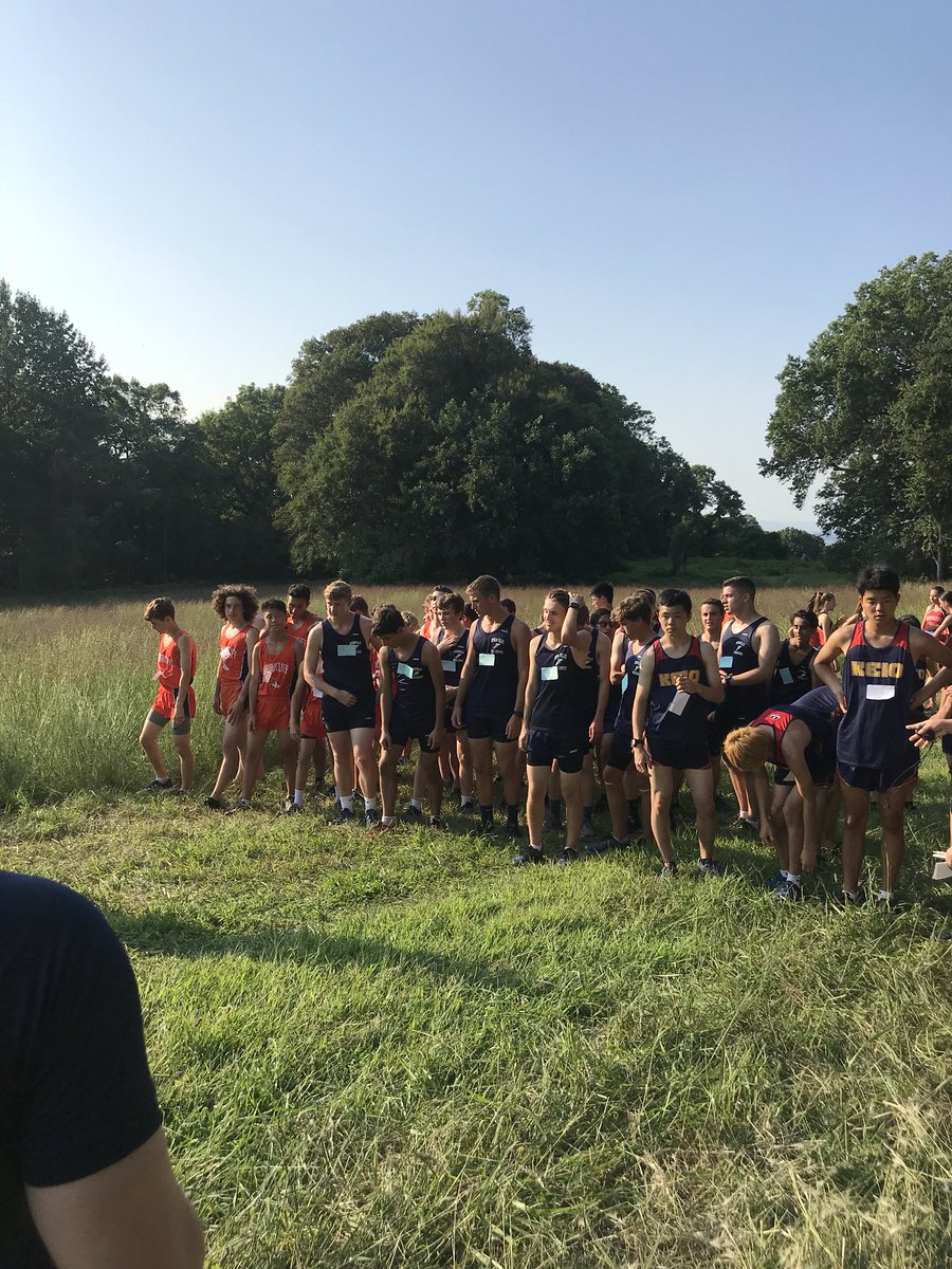 PV_XCTF's tweet photo. Great start by the PVXC team today! They ran tough and fast in hot and humid conditions! @ski626 @PVHSsciresearch @PVathletics https://t.co/fs9q4hC4EJ