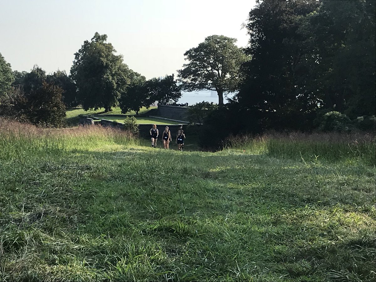 PV_XCTF's tweet photo. Great start by the PVXC team today! They ran tough and fast in hot and humid conditions! @ski626 @PVHSsciresearch @PVathletics https://t.co/fs9q4hC4EJ