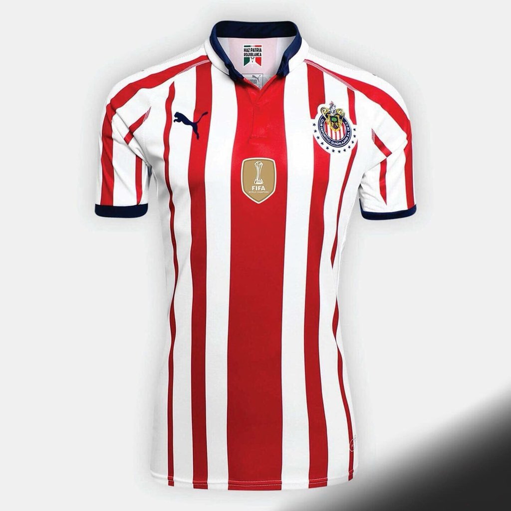 Twitter \ CHIVAS el mejor على تويتر: "Así luciría la camiseta de Chivas después de ganar el Mundial Clubes 😍🤞 https://t.co/R7EoAUxDx8"