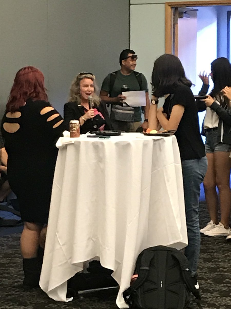 Deana_Garay's tweet photo. Great fall 2018 @ULRN_Program Mixer #teachingcredentials #futureeducators https://t.co/pGJUrtlmnk