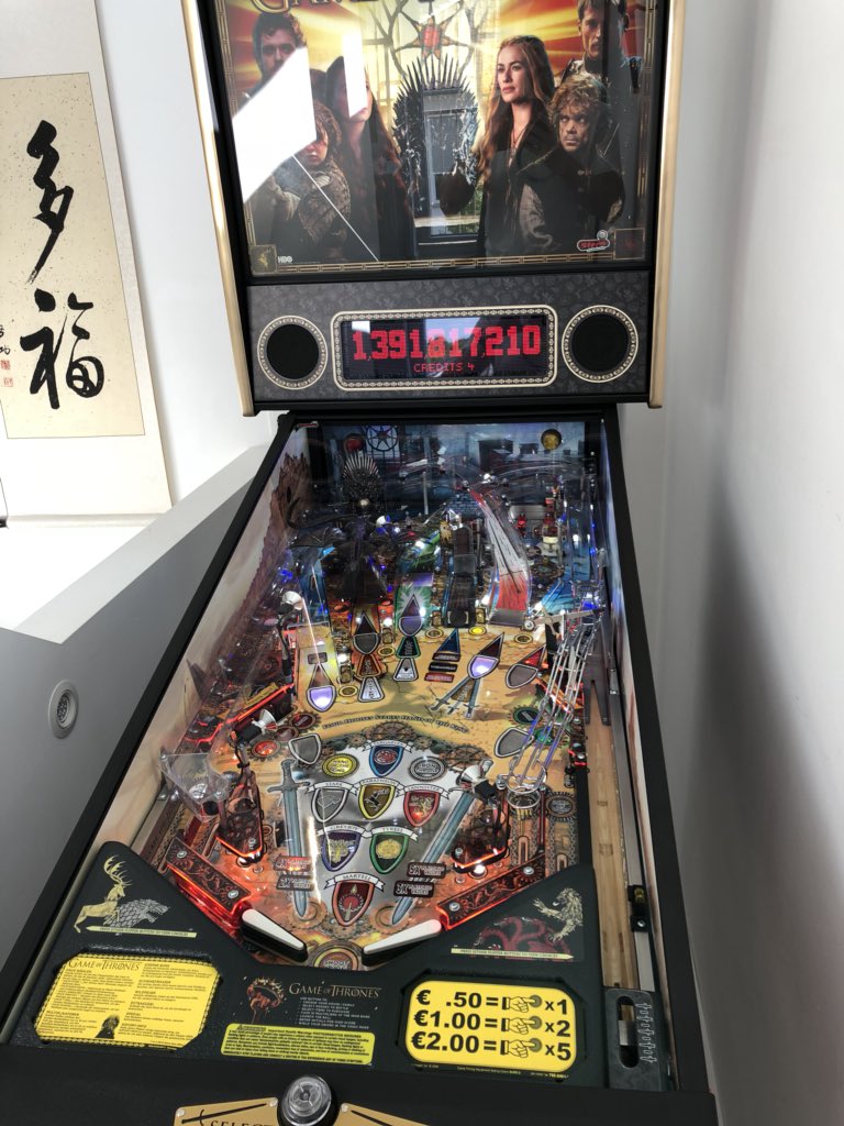 goodfellas's tweet photo. @_inside No pinball at work. only during the breaks 😂 https://t.co/uVslApY9aL