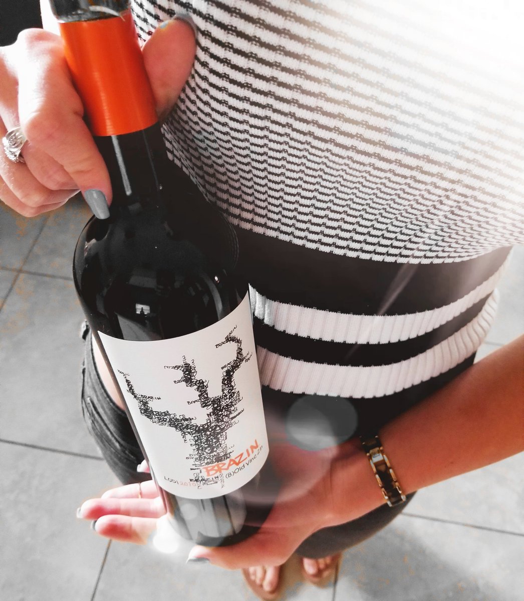 HadMerlot's tweet image. What's happening world? I just tried the most interesting wine. Ever heard of #Brazin? This was a 2010 #zinfindal. My wine rep friend had this old bottle. 8 yrs old! SO MUCH FLORAL &amp;amp; grain flavor. I would describe it as jasmin rice. So fun! That's what #Wine is all about, right?