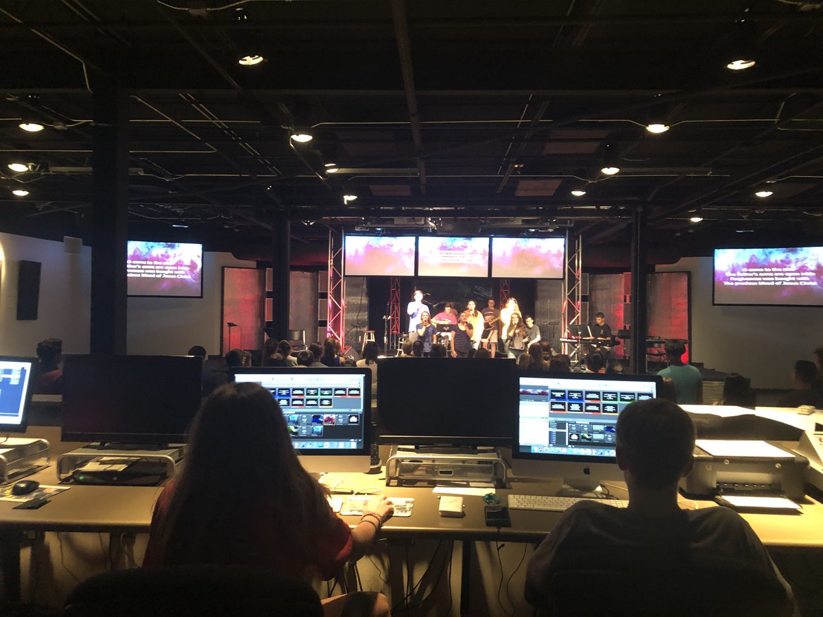cbsm's tweet photo. Students leading students to glorifying God! That’s what it is all about! #youbelonghere https://t.co/bQ2QDf68Mm