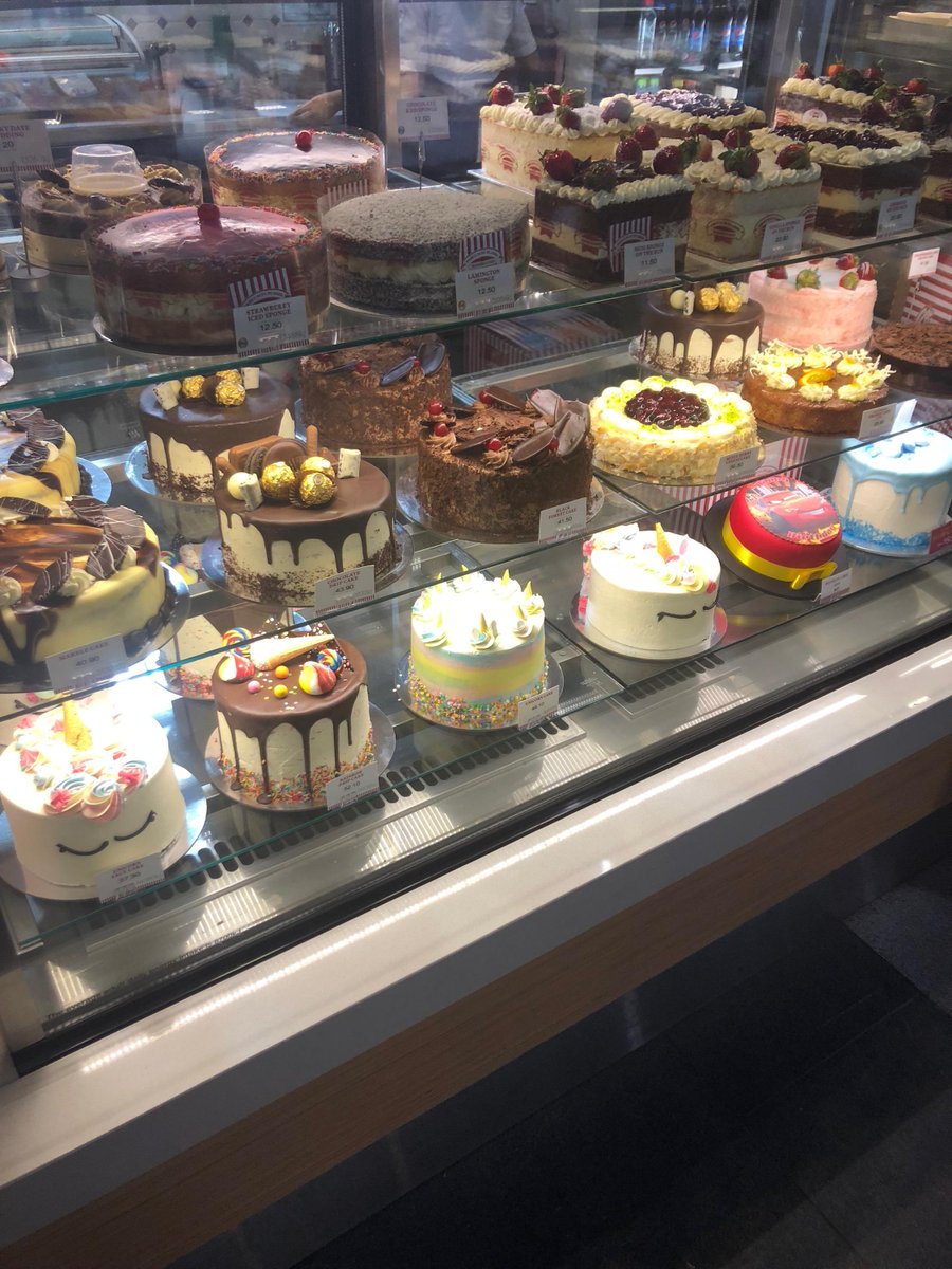 CSIA_AU's tweet photo. Yesterday we had a very sweet afternoon with our friends at #fergusonplarre in Craigeburn Victoria #finalists #ASEA2018 #awards #customerservice #excellence https://t.co/EOmB3ODDZt