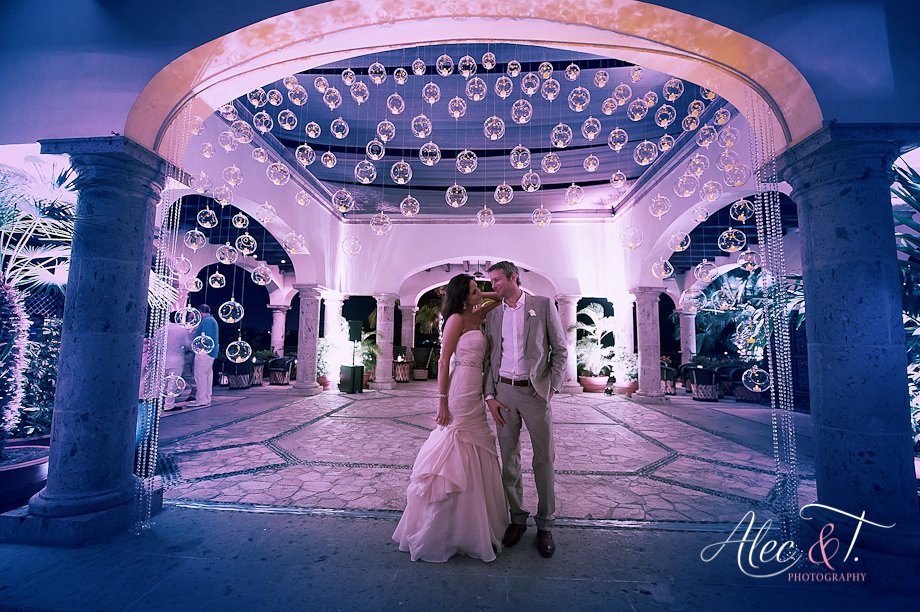 AlecandT's tweet photo. I #love how a place can look so different with the creativity of our #eventdesigners, every #photo has a piece of all the people involved on the event, and it gets captured on the #beautiful #pictures! @WeVisitMexico @VisitaLosCabos @VisitMex https://t.co/lGcifmR3jS https://t.co/UWYQQq0Bgp