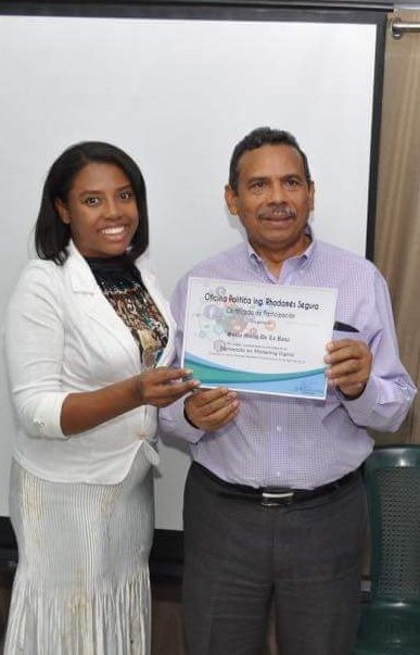 SeguraJuventud's tweet photo. Coralys Morel (@CoralysMorel) #LiderJuvenil Provincia San Cristobal #JUSE @SeguraJuventud #RhadamesSeguraPresidente2020 #EstiempoDeCrecer By#JuventudSegura https://t.co/dDgNWDwgH8
