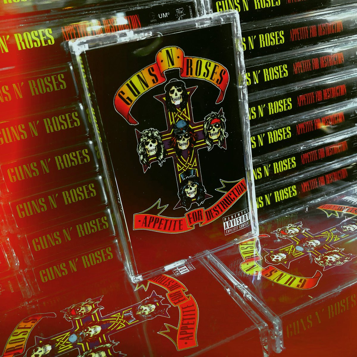 Guns N' Roses on Twitter: "Los Angeles! The first 10 Nightrain members with fan club shirt and lanyard at the old Tower Records location on Sunset Blvd will get a rare