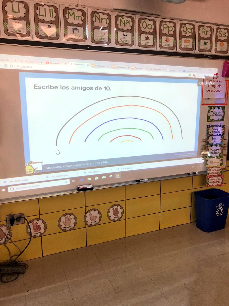 LaMaestraDavis's tweet photo. Counting and identifying numbers to 10 using #peardeck. Students loved it and I was able to use their responses as formative assessments. #techintheclassroom #teacher #duallanguage #primergrado #firstgrade #friendsof10 https://t.co/plMtjgad3d