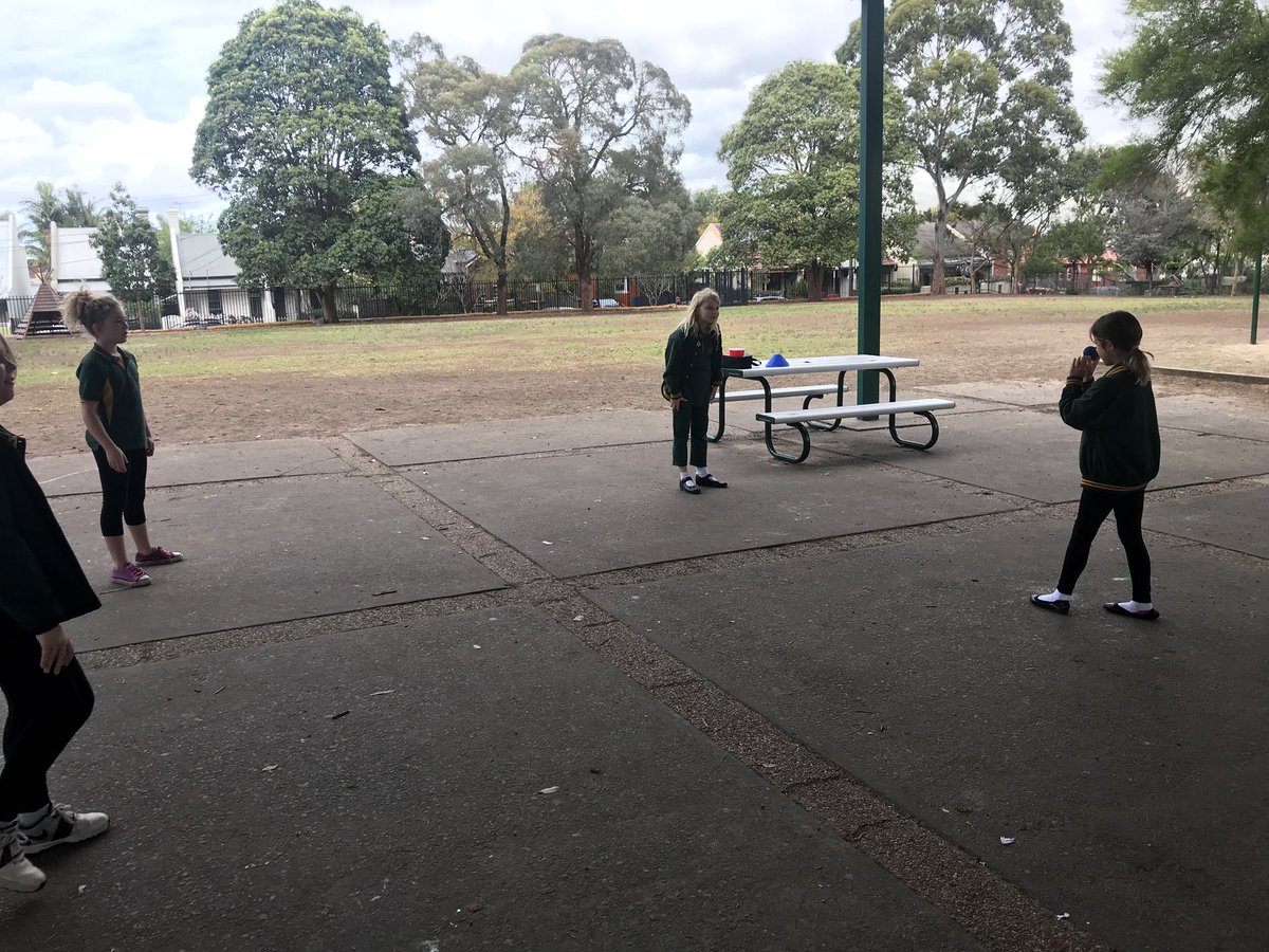 KangarooCPS2018's tweet photo. Filming each other presenting our procedures informing others how to play the technical game of handball... Literacy IS fun. @KangarooCPS2018 https://t.co/9e8Q5c8CtK
