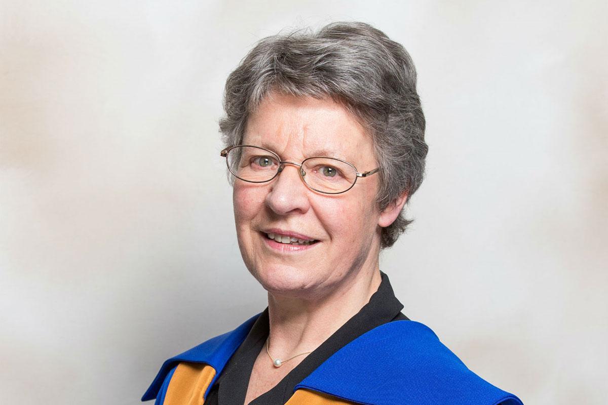 Jocelyn Bell Burnell wins $3m Breakthrough prize for pulsars discovery newscienti.st/2wME8i8