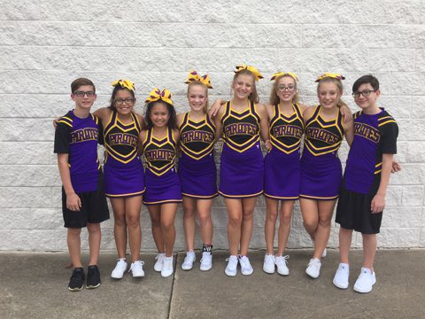 cheer_gms's tweet photo. Fun pics before the scrimmage. What an awesome group that I have. @gmspirates #cheer #football https://t.co/JAzlD3r6sn