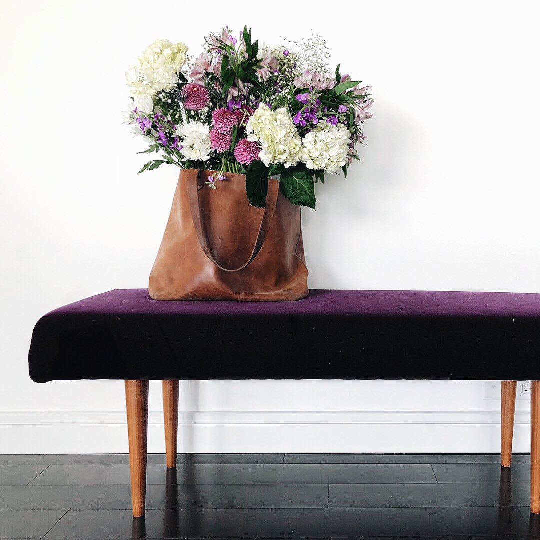 TheChiEye's tweet image. Live on our website is the perfect article to help you happily unify your urban lifestyle with your green living values. @CherylCatrini knows what she’s talking about.  bit.ly/2Cn89eh #thechieye