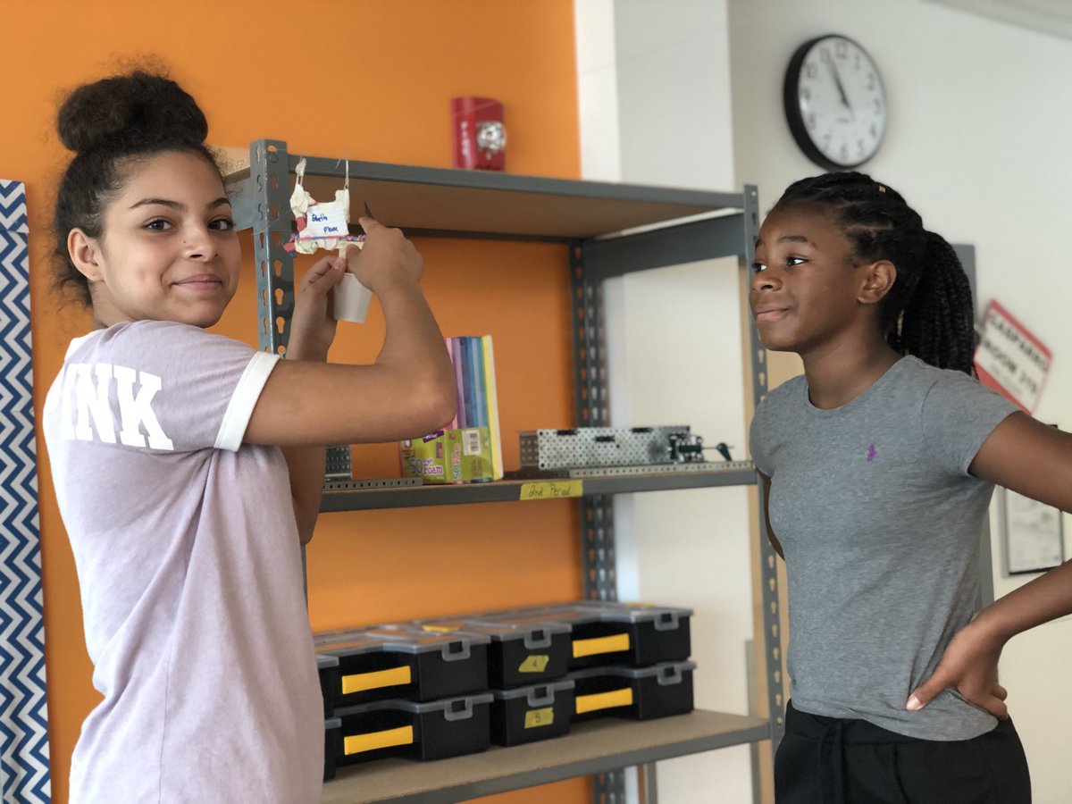 love4STEM's tweet photo. Strongsville MS 7th grade Design &amp; Modeling students testing their awesome zip line projects! Way to goooooooo!
#SCStrongTogether @polariscareer @GATEWAYatSMS @xander_diane https://t.co/oHH56gR2Sz