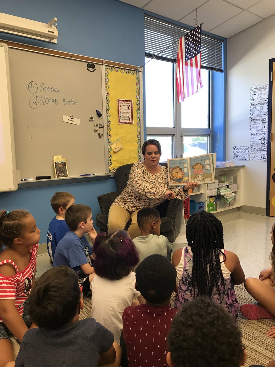 Ss learned that inspiration can be found everywhere in A Squiggly Story <a href="/heatherie73/">Heather Klein</a> <a href="/larsenesque/">Andrew Larsen</a> #classroombookaday