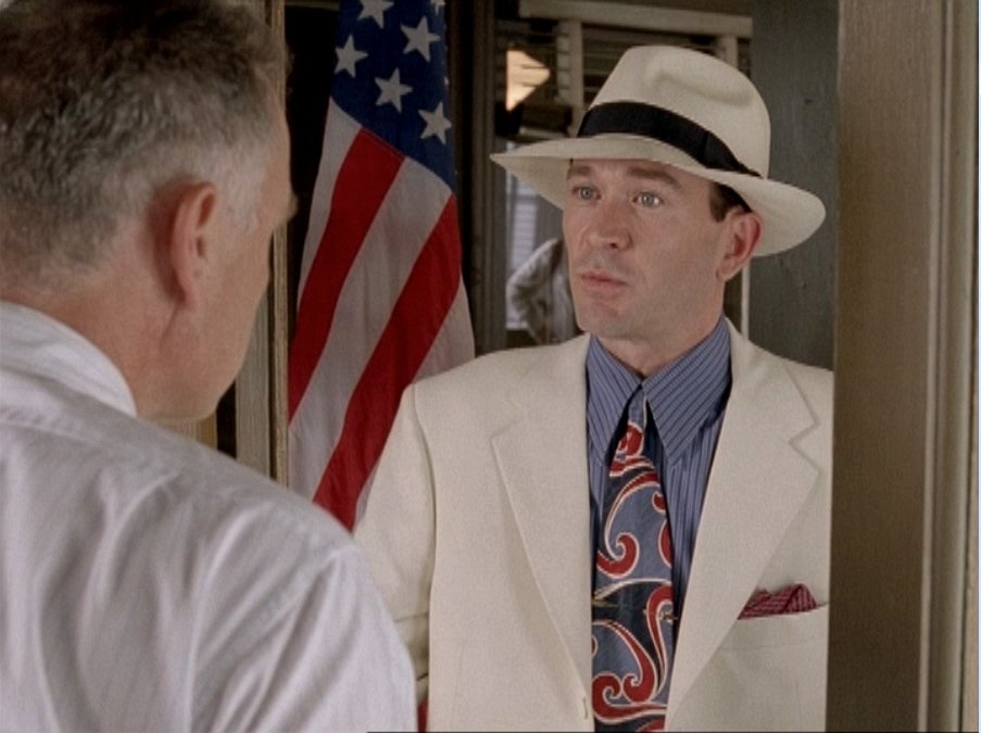 ArchieGoodwin's tweet image. Can't we wear white after labor day?