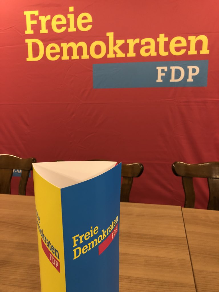 gillbach_FDP's tweet photo. Alles vorbereitet für den Parteitag der Freien Demokraten im Rhein-Kreis Neuss im Schützenhaus Frixheim. Wir freuen uns, euer Gastgeber zu sein. https://t.co/3m50puHugF