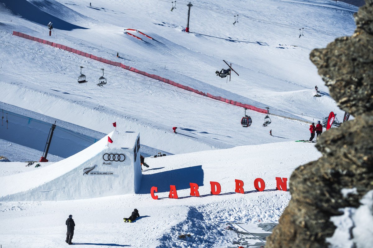 Heat 2 of <a href="/CardronaNZ/">Cardrona NZ</a> big air qualies saw <a href="/canfreestyleski/">Freestyle Canada</a> again on top, as <a href="/EvanMcEachran/">Evan McEachran</a> stomped an insane switch double 1800 tail for a 94.80 score and top honours ahead of tomorrow's finals.

Full results (top five from each heat into finals) - data.fis-ski.com/dynamic/result…

#wgnz
