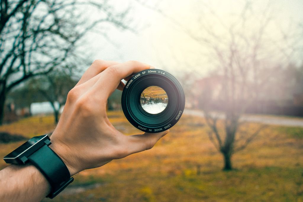 Faroshia's tweet photo. Echte verbinding, het kan zo simpel zijn. Het vraagt duidelijke focus. Begin bij jezelf. Stop niet totdat je bij de kern van de ander bent. Leiderschap tonen = resultaat https://t.co/ae7NQM8ume https://t.co/2dh1AILLJg