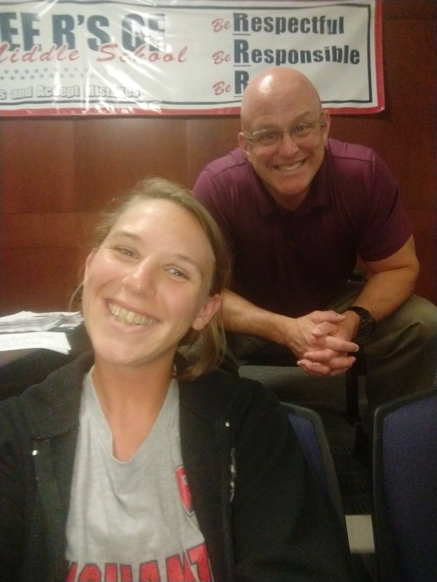 GDLynch44's tweet photo. It’s the first day of school Binghamton!  Get your smiles on! #Bpatriotproud #BCSDadmin https://t.co/7nq6VMu0pu