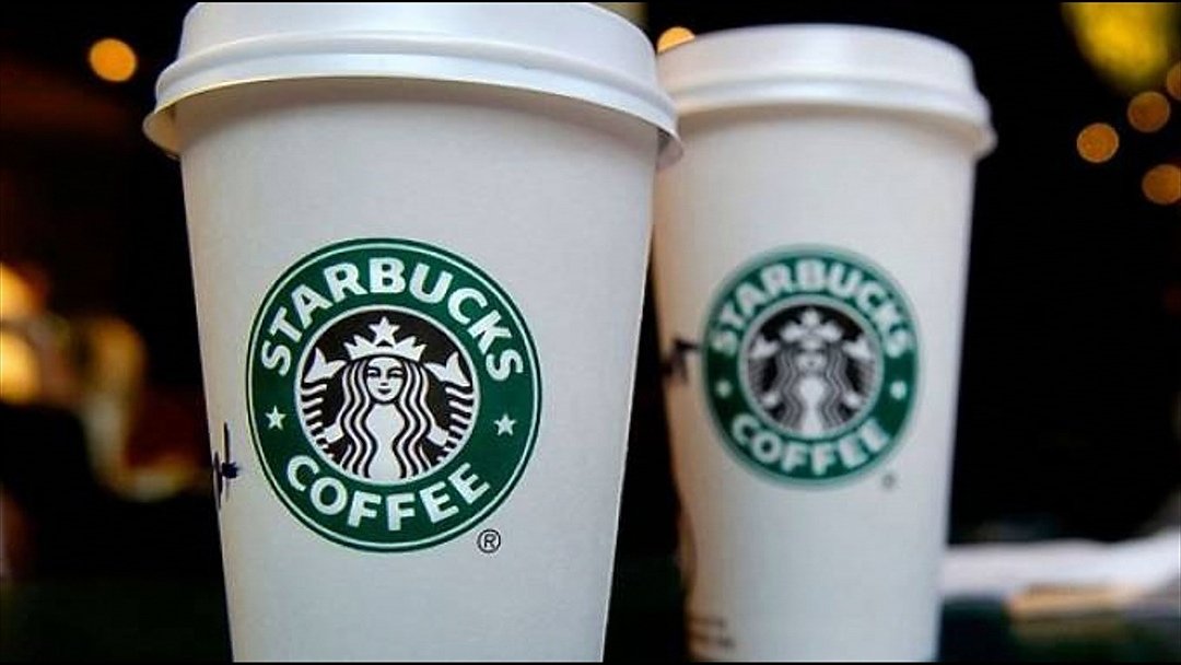 mole24torino's tweet photo. #Starbucks, a #Torino sarà inserito un #gelato segreto di #AlbertoMarchetti nel menu
https://t.co/AWmqSYl9mj https://t.co/8wBlia6sZg