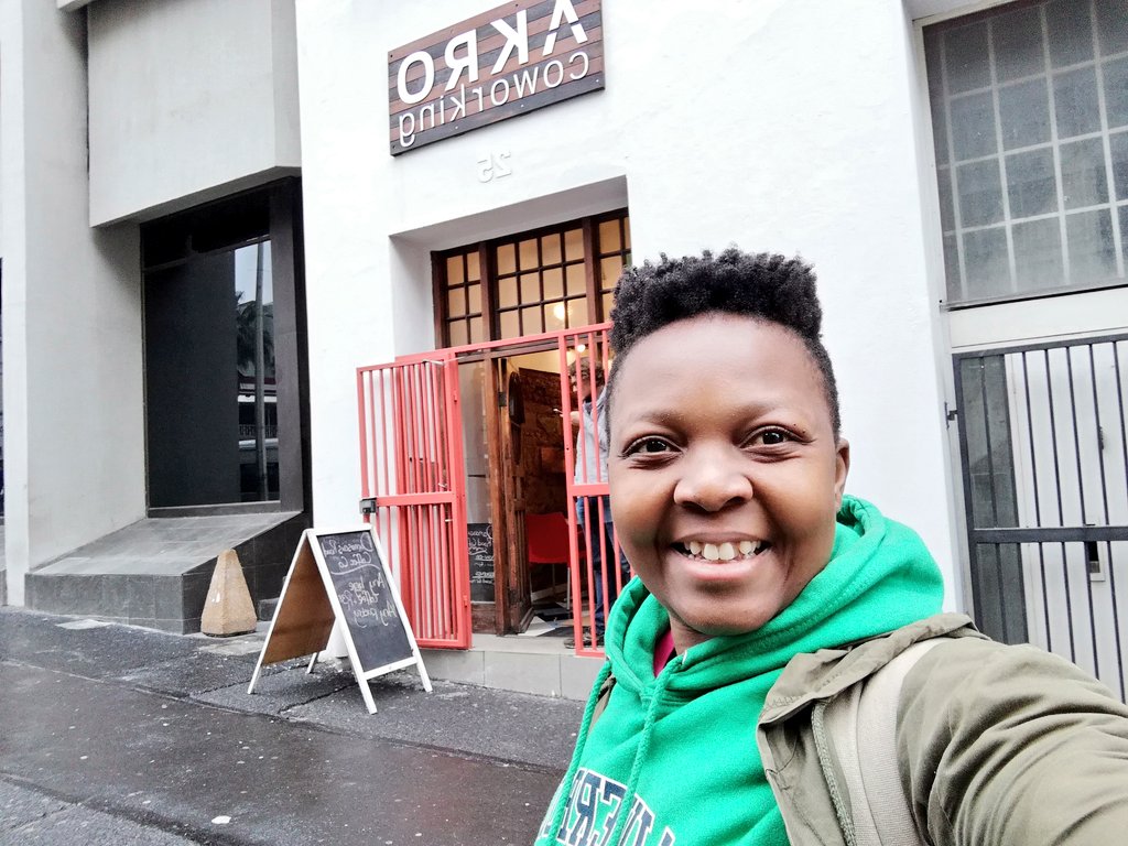 mankosip01's tweet photo. Day 5
Mhlangano kick off with a Kapa collaborater, did @CapeTownRedBus educational tour- made new mates along the way of course. Zaya mtase ticking off kade ngangifuna spots.
#CapeTown #RedBusTour #TravellingcheapskateseKapa https://t.co/H8g0DCkfs0