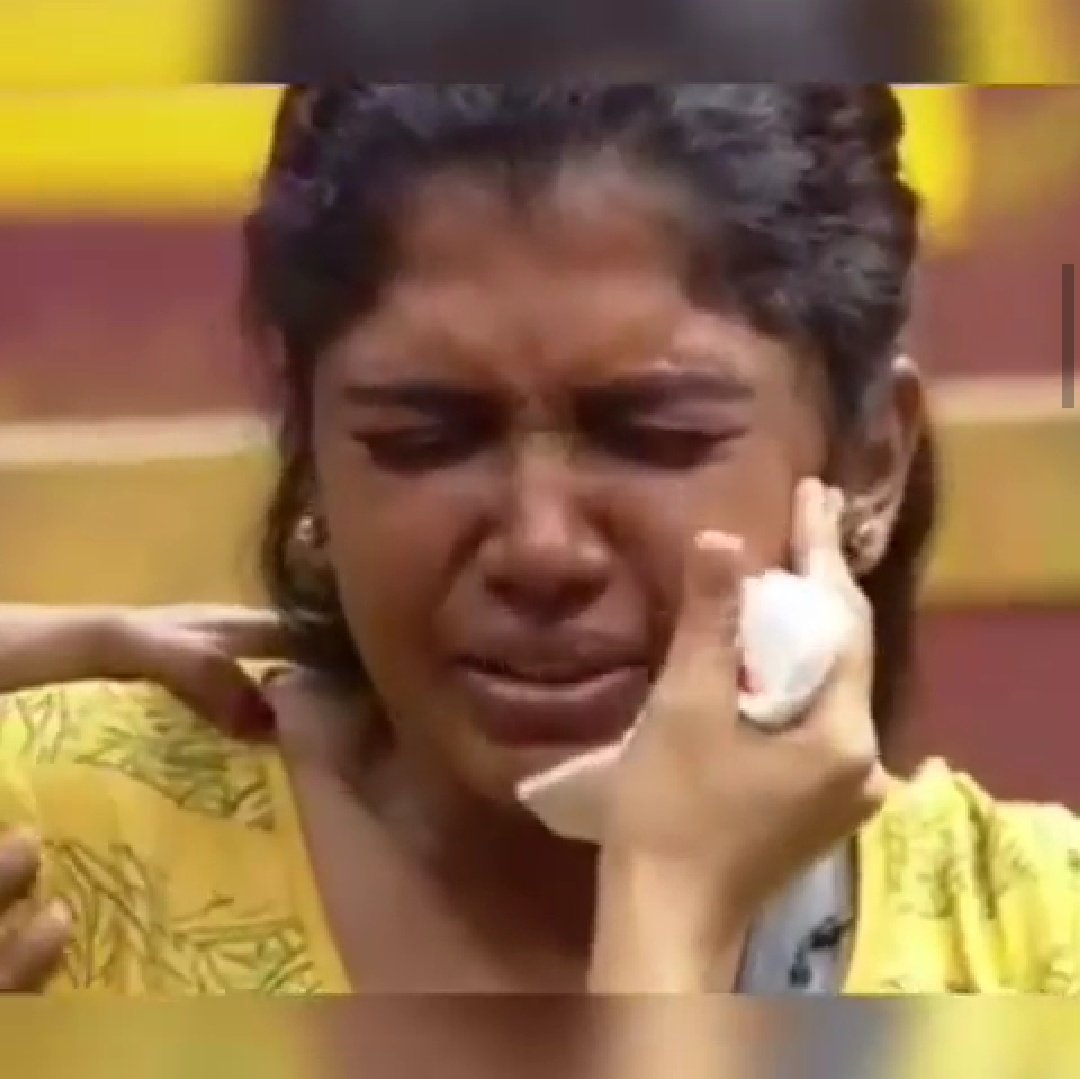 Riythu_Ammu's tweet photo. @vijaytelevision @Vivo_India Who's Task Dedication is best Yesterday?

Like ❤  Riythvika
RT    🔄  Aishwarya

#BiggBossTamil2 #BiggBossTamil #BiggBoss2Tamil https://t.co/QVCRsqRB24