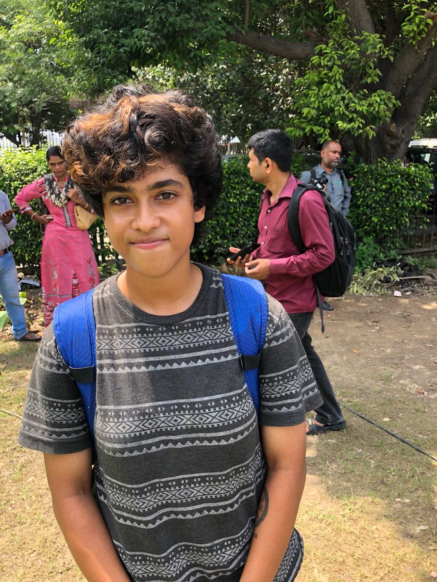 College student Smriti bunked class this morning to be able to be outside Supreme Court for #Section377 verdict, says is coming out to family through media cameras, <a href="/Jaideepdeobhanj/">Jaideep Deo Bhanj</a> reports <a href="/the_hindu/">The Hindu</a>
