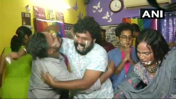 View image on Twitter