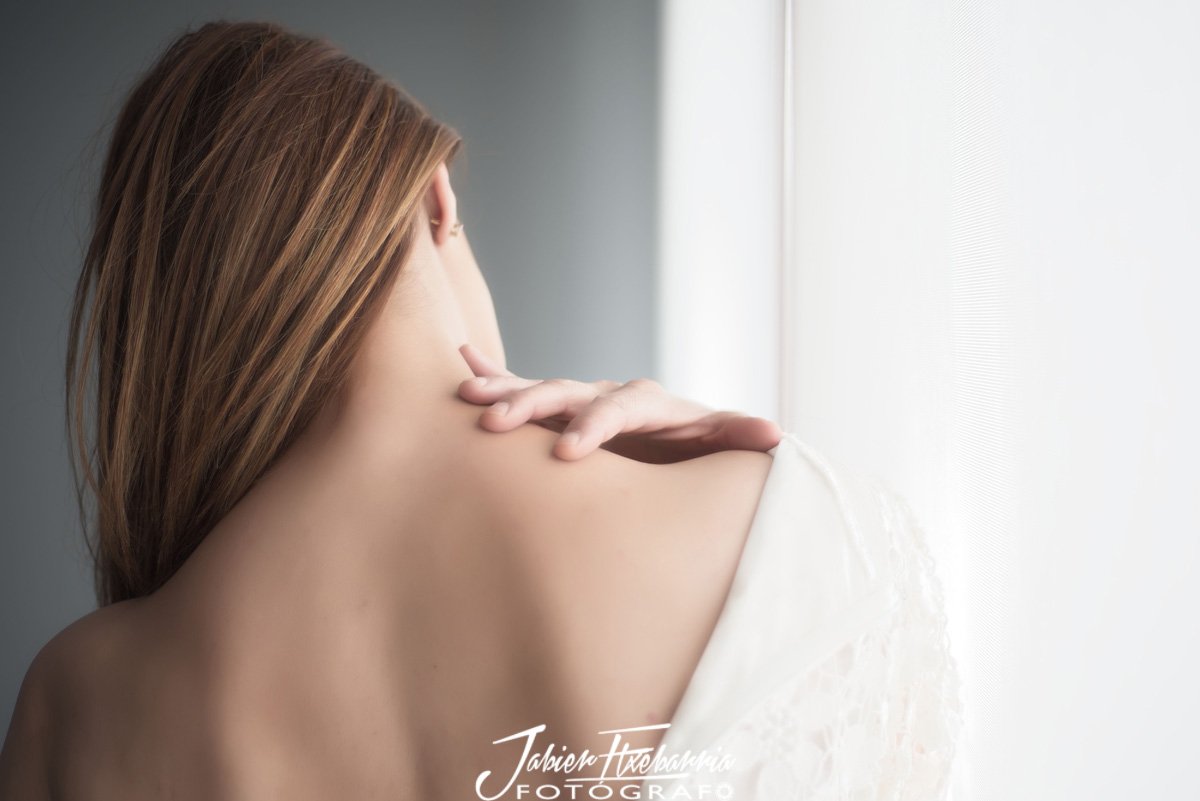 jabietxebarria's tweet photo. "No permitas que ningún estereotipo te convenza de que debes ser distinta"
#delicadeza #boudoirbilbao #bilbao #belleza #sensualidad #personalidad #fotografiaintima #naturalidad #feminidad #stylehasnosize #sensibilidad #fotografiaboudoir
#boudoirphotography #creatividad #arte https://t.co/QL6ofOJrHe