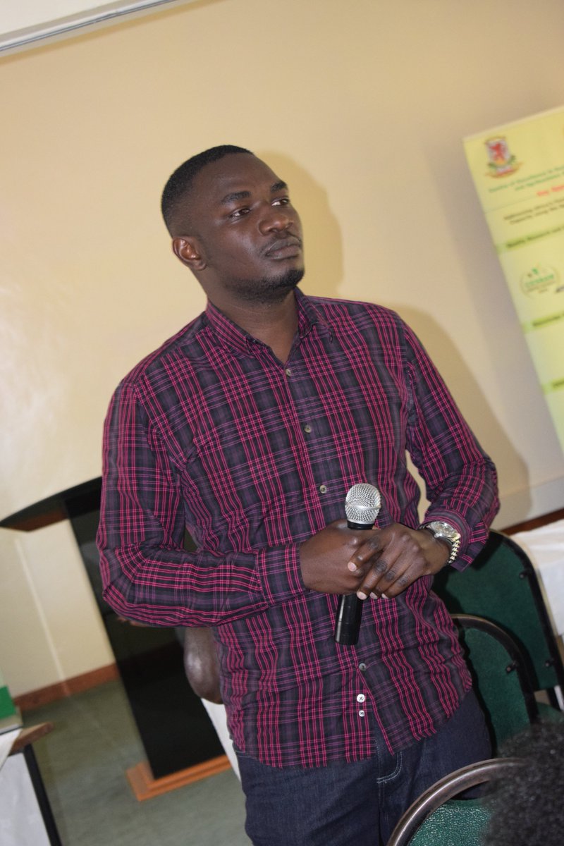 CESAAM_EGERTON's tweet photo. @CESAAM_EGERTON PhD in Agribusiness Management student @wefwee starts off the Peer-to-Peer mentor-ship during #CESAAMOrientation2018 #CESAAMEgerton https://t.co/0iEQfmjVt9