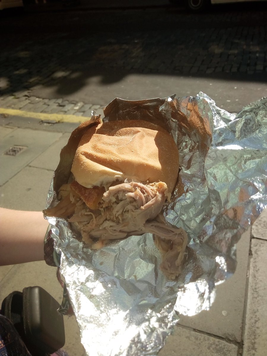 natpackertravel's tweet photo. The best #hogroastbap ever comes from @OinkHogRoast so yummy and a great way to start the day in #Edinburgh
#scotpacker https://t.co/MnkQmnwMRK