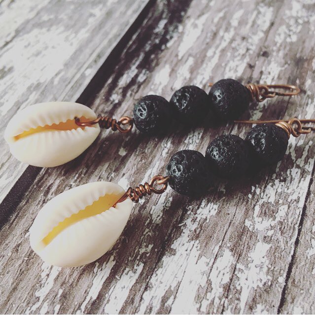 Good morning 🤗 These cowrie shell and black lava earrings are a perfect transition into Autumn: 
etsy.me/2zLFTwJ 🐚🖤 #bohojewelry #Autumn #giftsforher #handcrafted #bohochic #shells #jewelry #etsyseller