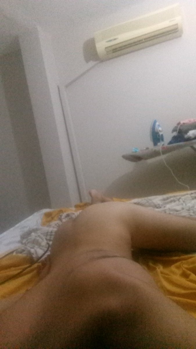 bottomizmr's tweet photo. Kim sex ister ? https://t.co/PNbKXlANSl