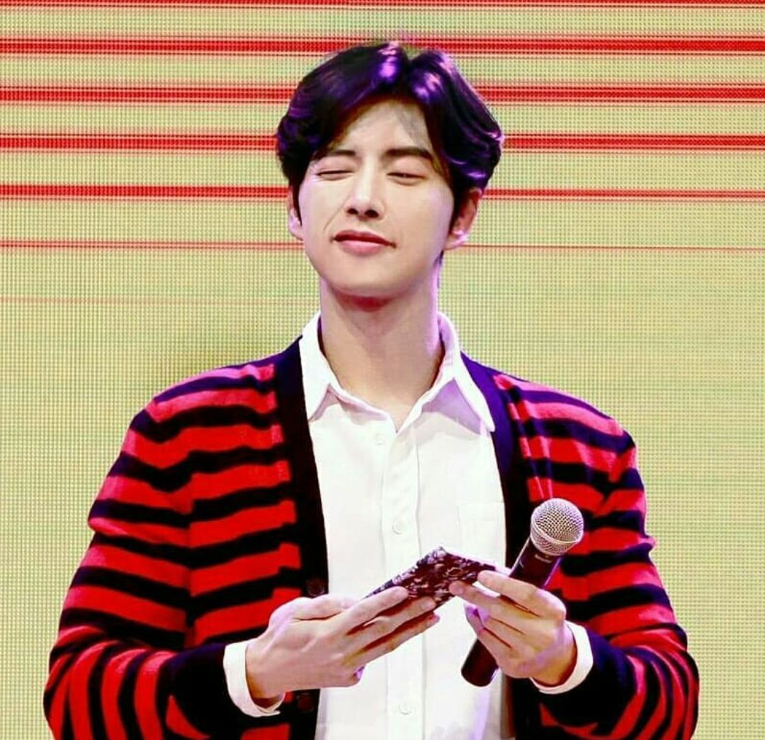 Sendemipikachu's tweet photo. #ParkHaeJin  #cheeseinthetrap
  #朴海镇  #치즈인더트랩  #badguys #mantoman  #mylovefromthestars #doctorstranger  #fourmen @mount_move https://t.co/gnFRCt8E5v